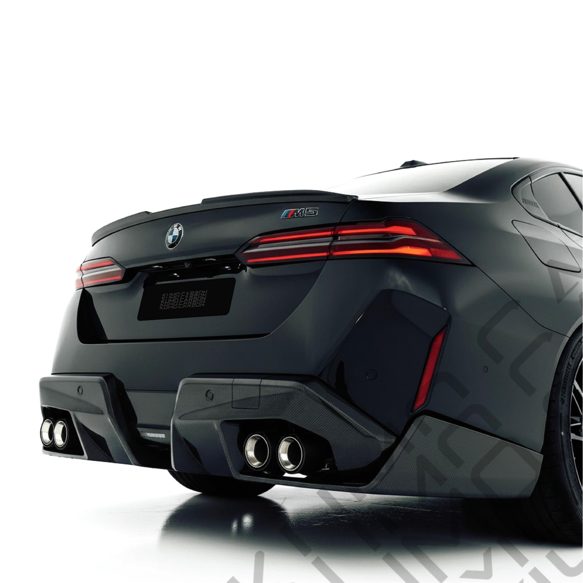 BMW_M5_G90G99_-_MP_style_dry_carbon_spoiler.jpg